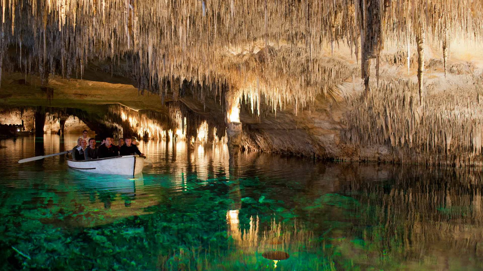 CUEVAS DEL DRACH Y PUERTO CRISTO en Mallorca