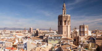 VALÈNCIA , sol -buena comida-fiesta . A qué esperas? 😃
